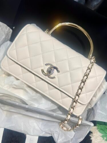 CHANEL 22K messenger bag photo review